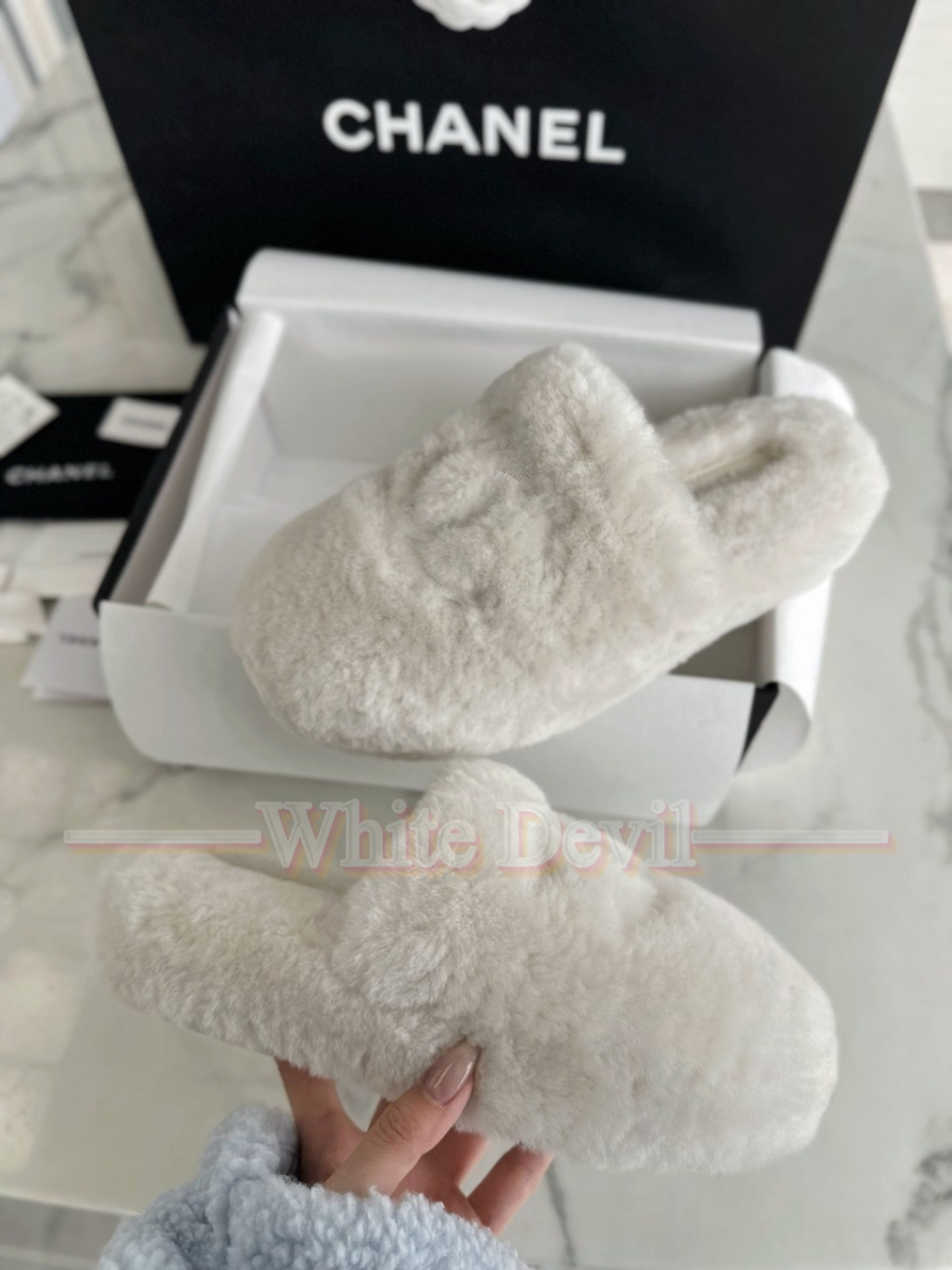 하얀악마 샤넬 슬리퍼 (3).jpg