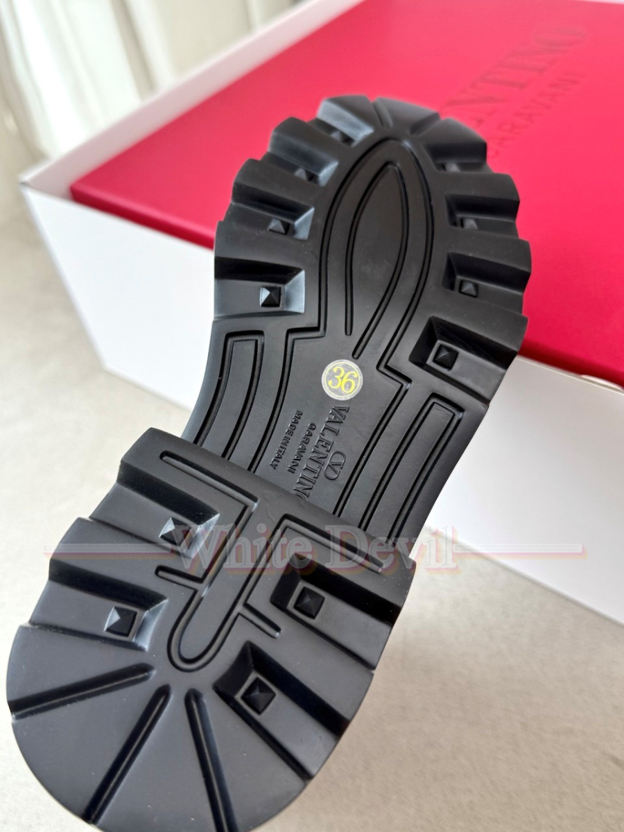 하얀악마 발렌티노 원커 (11).jpg