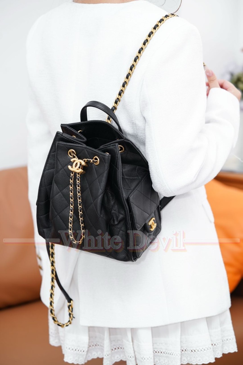하얀악마 샤넬 백팩 (2).jpg