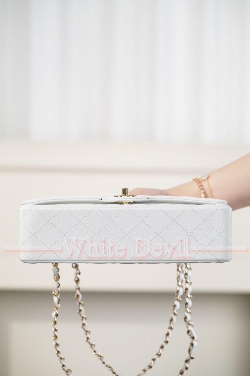 하얀악마 샤넬 클래식 (10).jpg