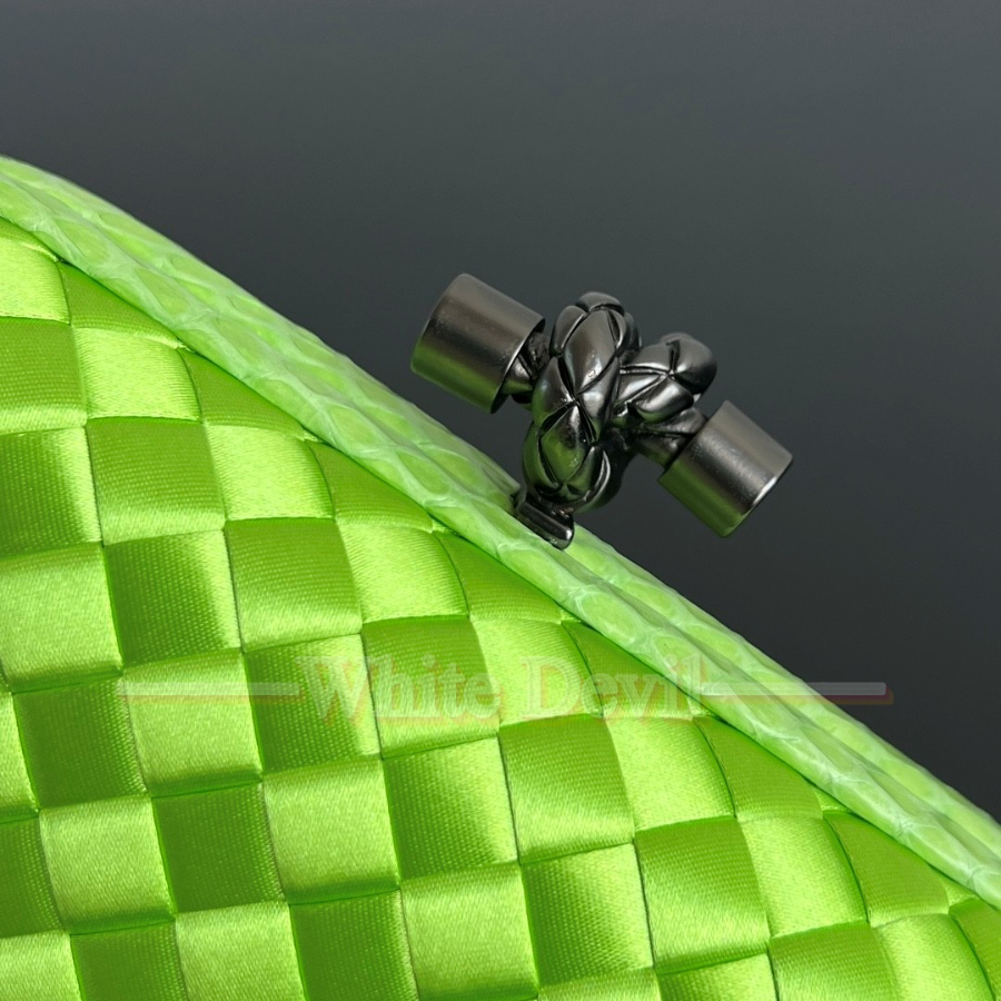 하얀악마 보테가 클로치 (6).jpg