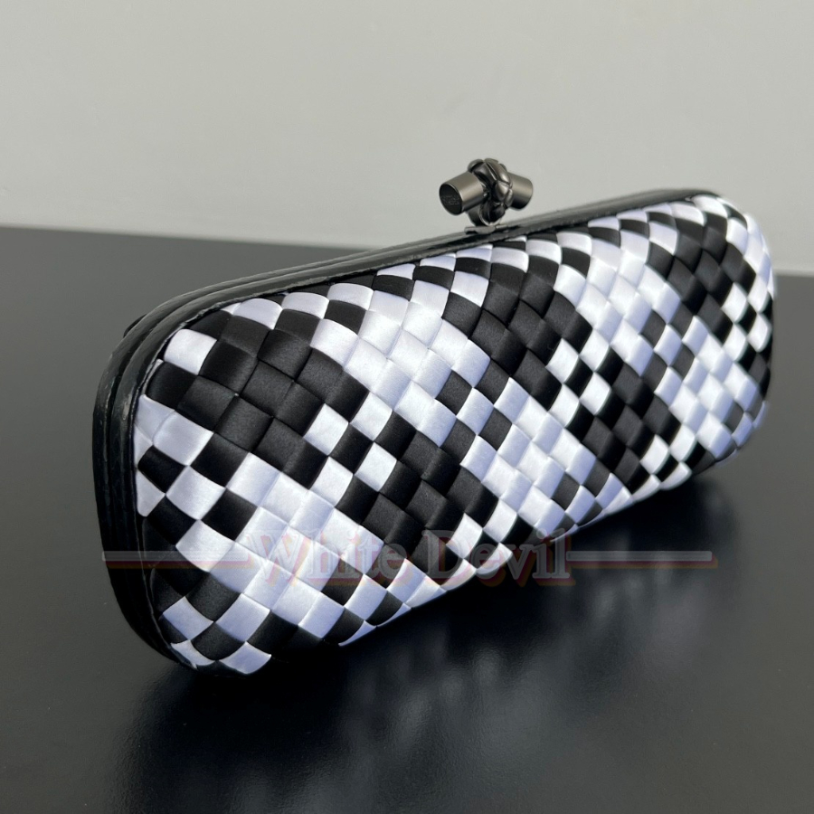 하얀악마 보테가 클러치백 (2).jpg