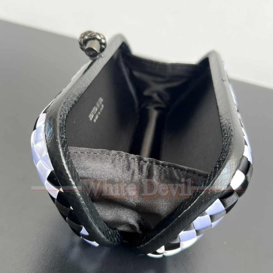 하얀악마 보테가 클러치백 (8).jpg