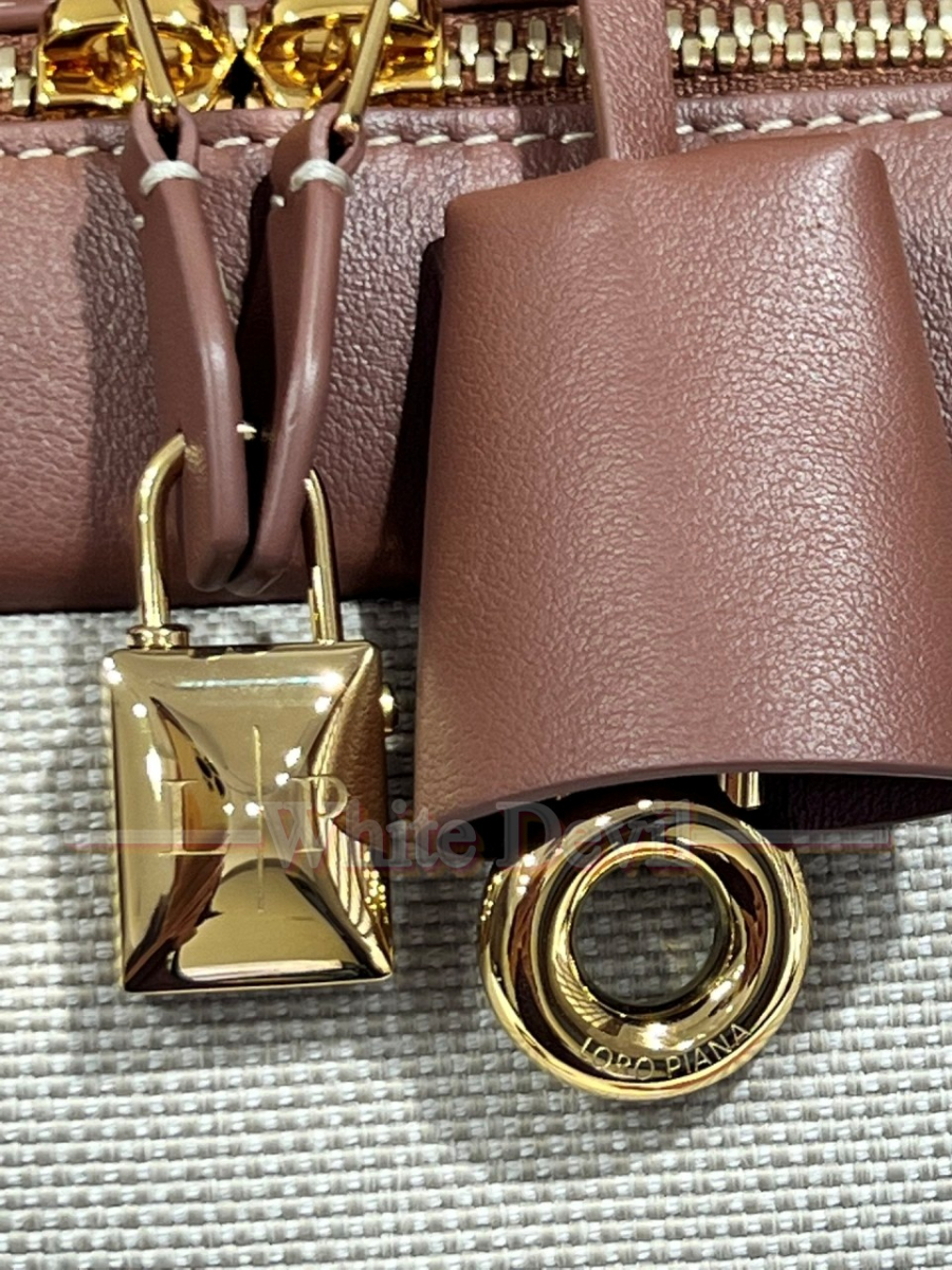 하얀악마 로로 니들백 (4).jpg