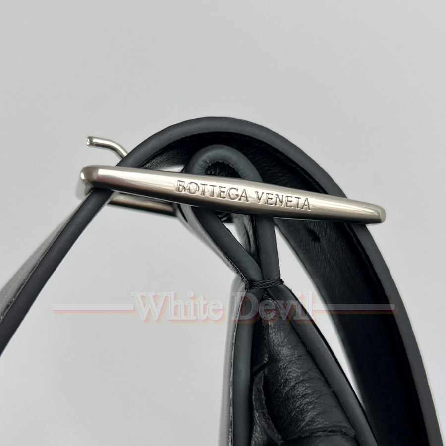 하얀악마 보테가 트레블백 (7).jpg