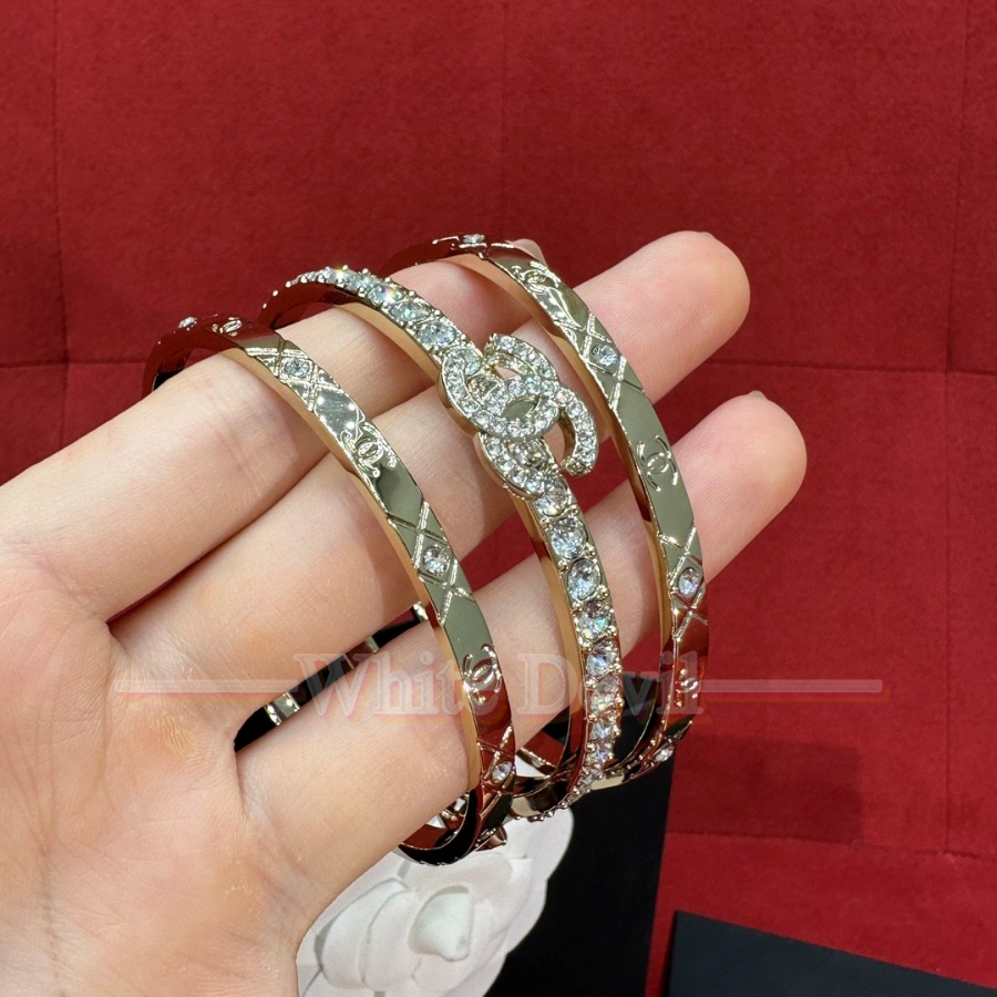 하얀악마 샤넬 팔찌 (5).jpg