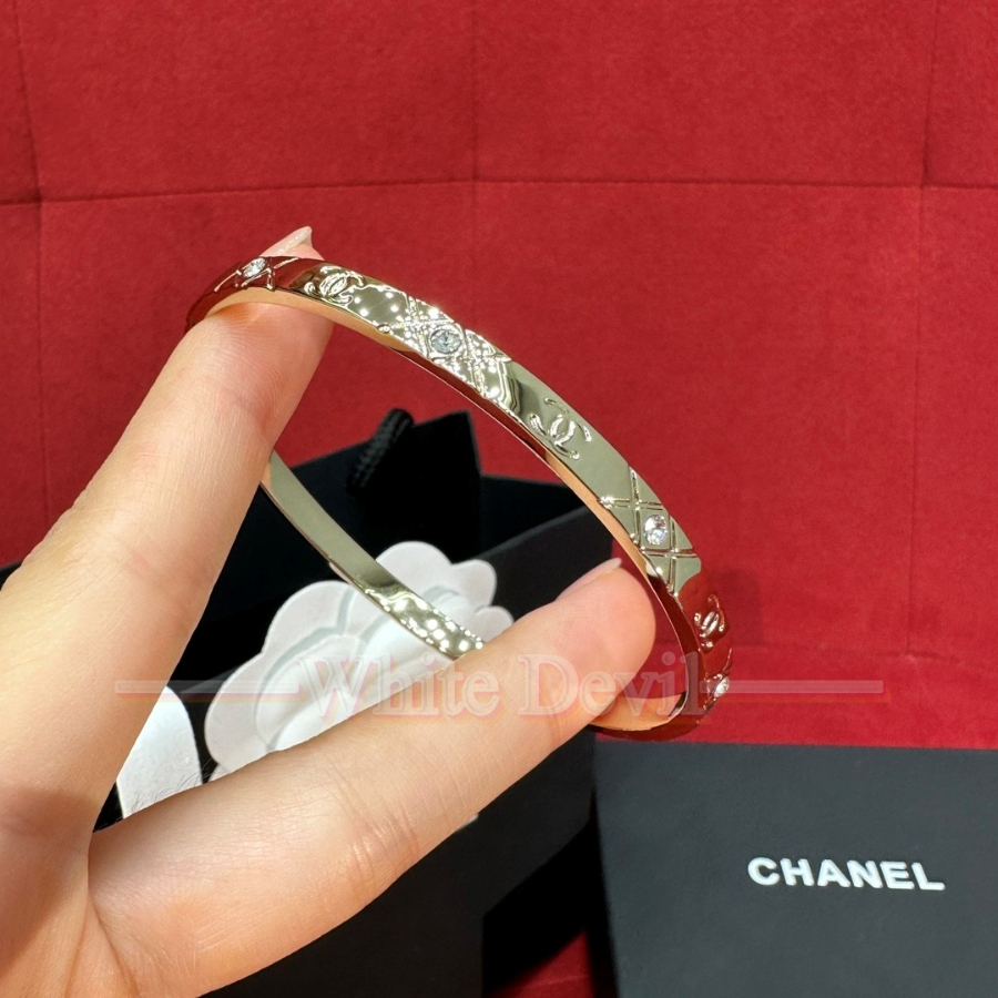 하얀악마 샤넬 팔찌 (11).jpg