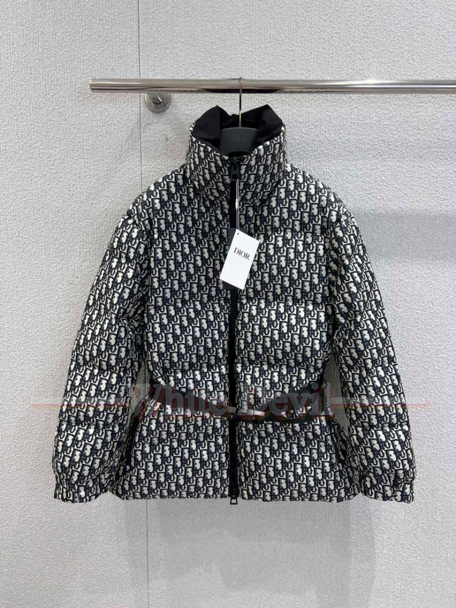 하얀악마 디올 패딩 (4).jpg