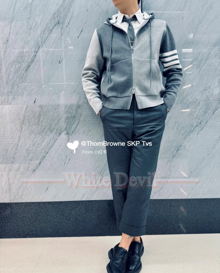 하얀악마 톰브 집업 (1).jpg