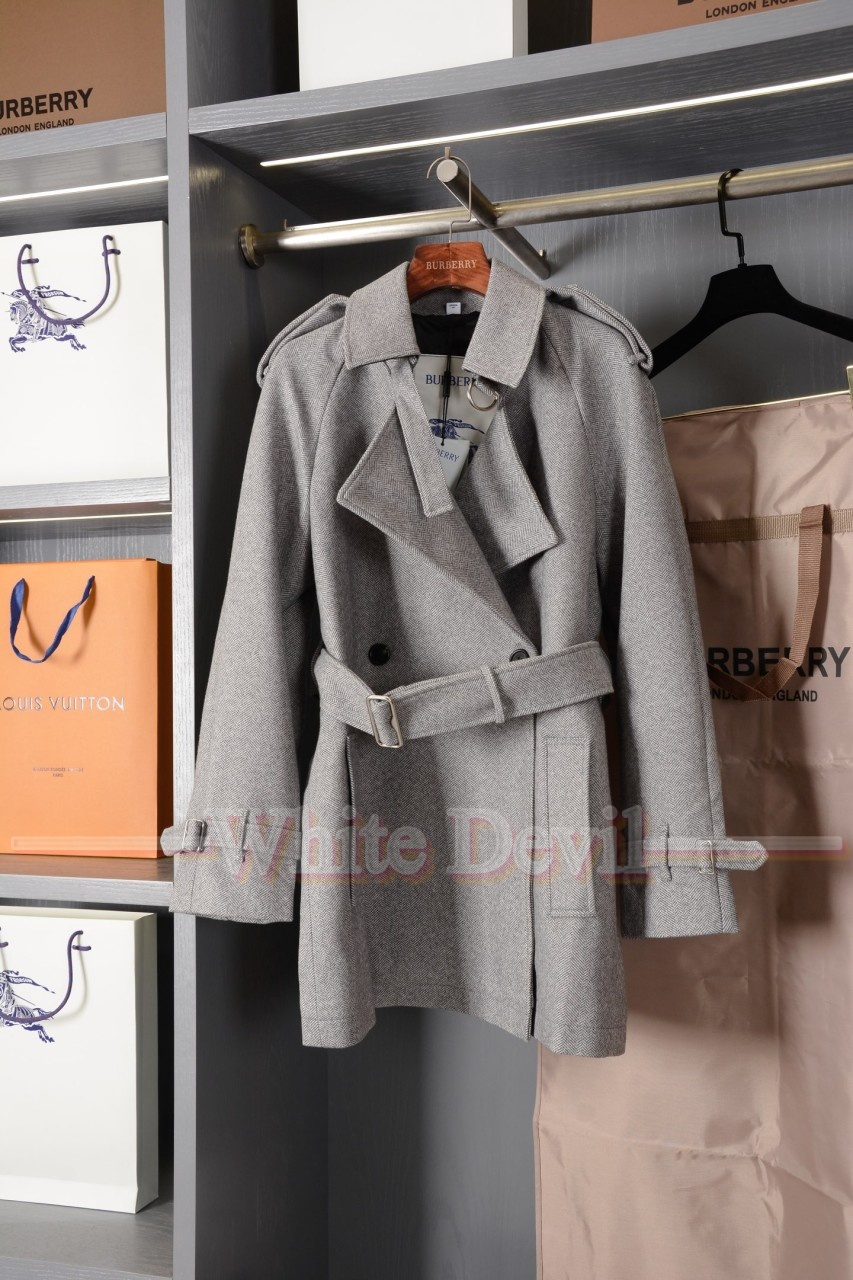 하얀악마 버버리 코트 (4).jpg
