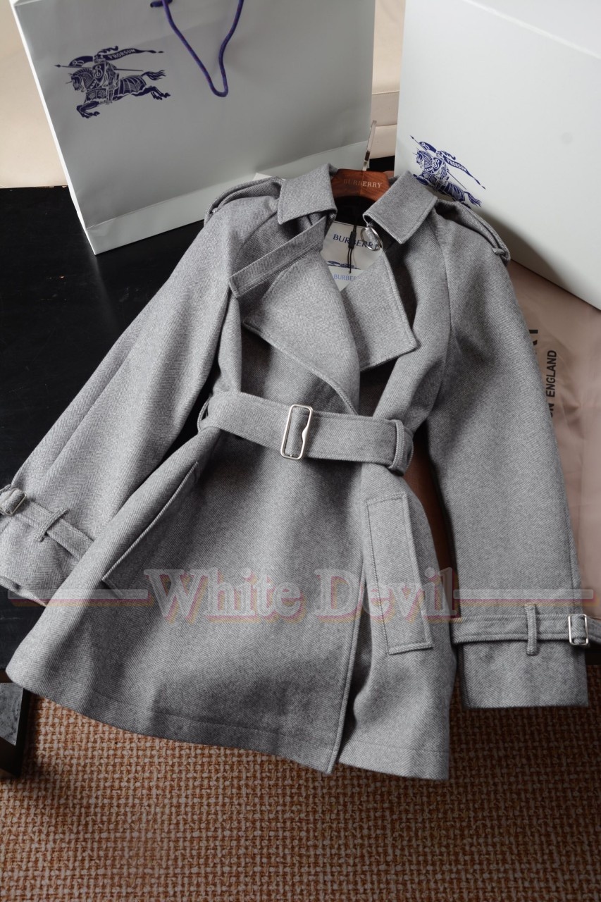 하얀악마 버버리 코트 (13).jpg