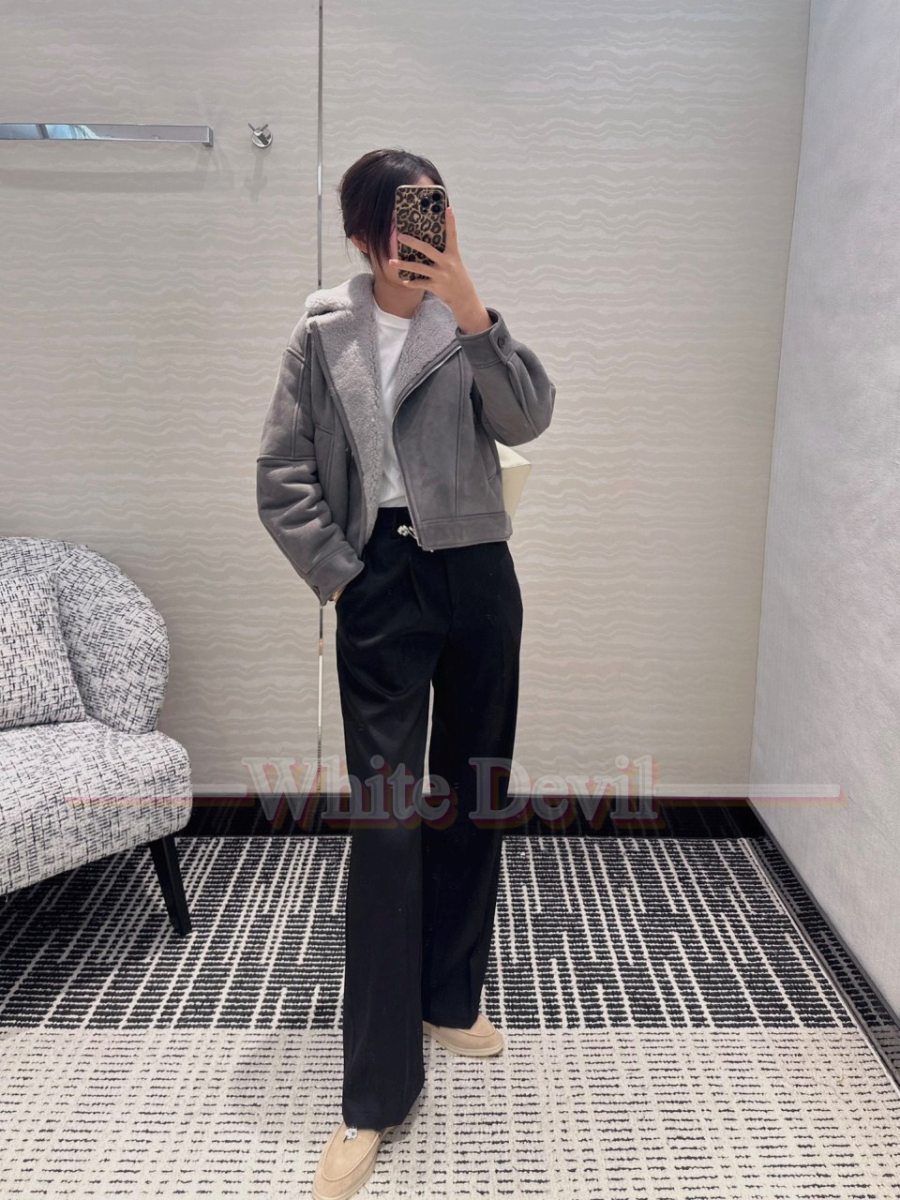 하얀악마 쿠치 무스탕 (1).jpg