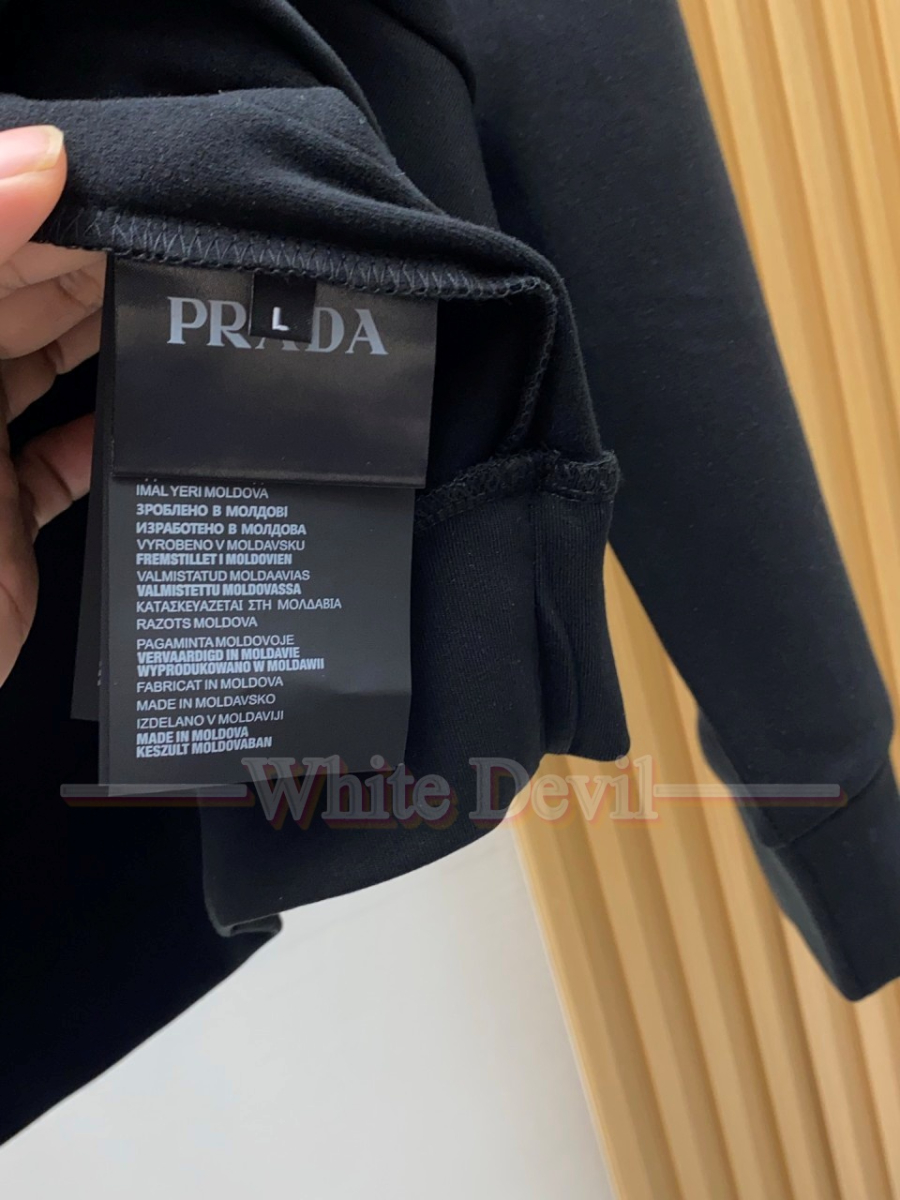 하얀악마 프라다 맨투맨 (10).jpg