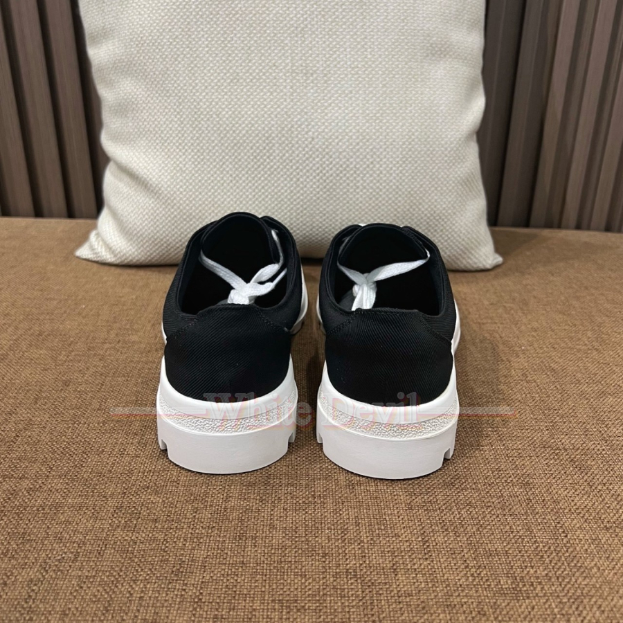 하얀악마 샤넬 운동화 (9).jpg