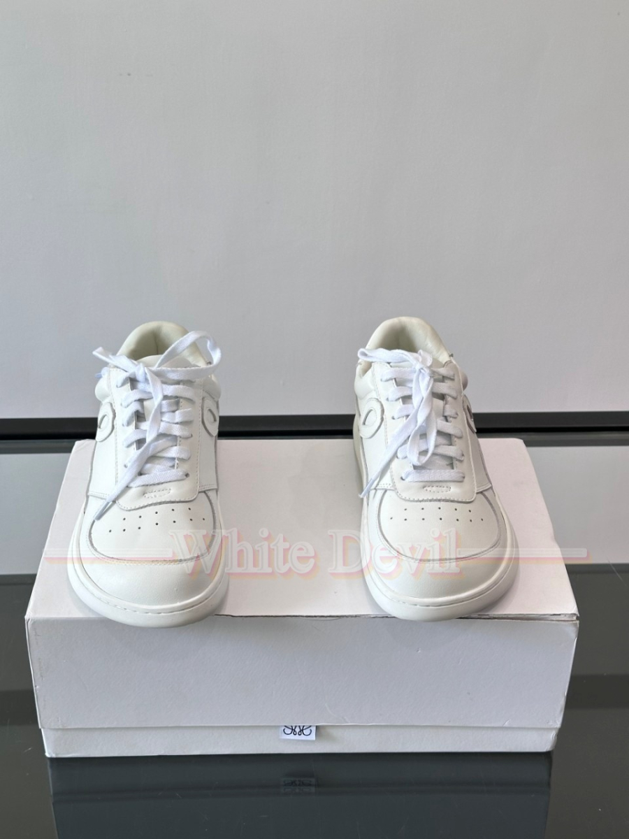 하얀악마 로에베 운동화 (6).jpg