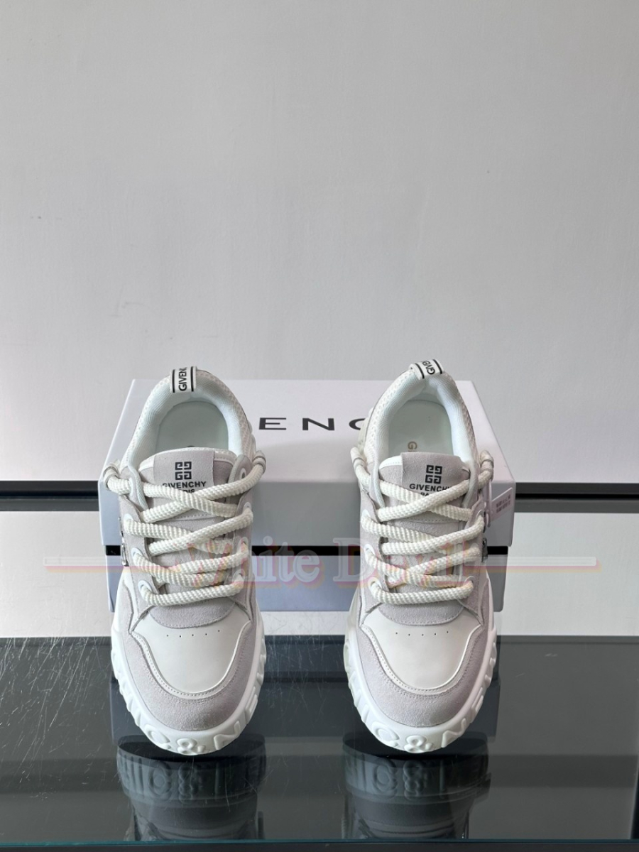 하얀악마 지방시 운동화 (10).jpg