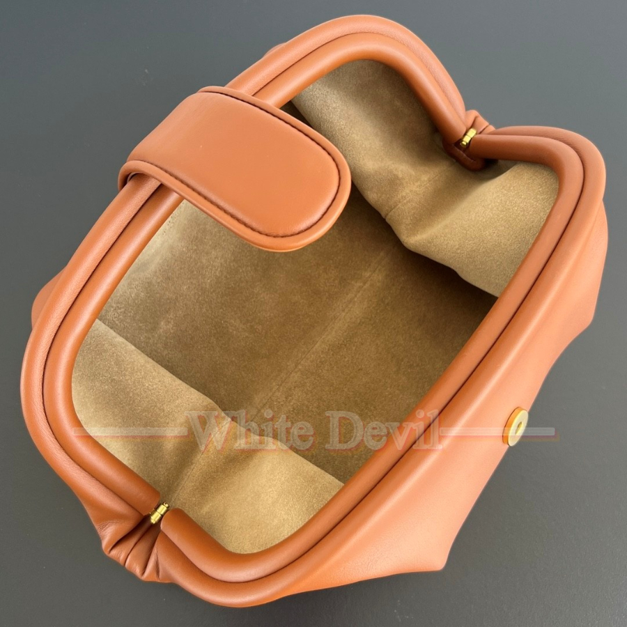 하얀악마 보테가 가방 (5).jpg