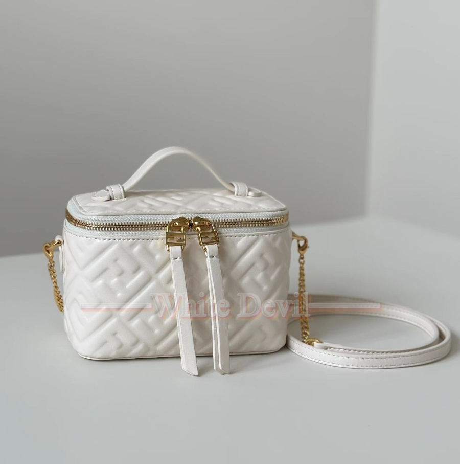 하얀악마 펜디 가방 (4).jpg