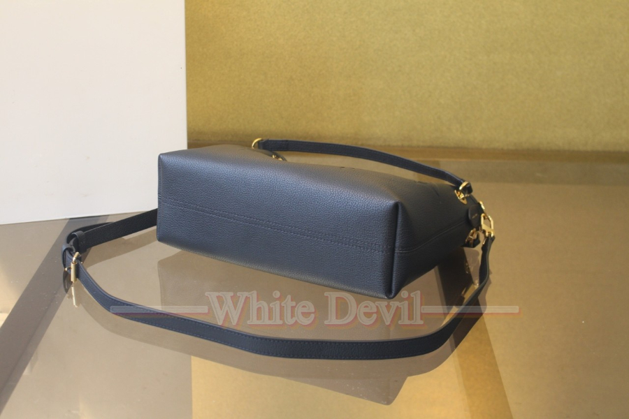 하얀악마 루이비통 가방 (4).jpg