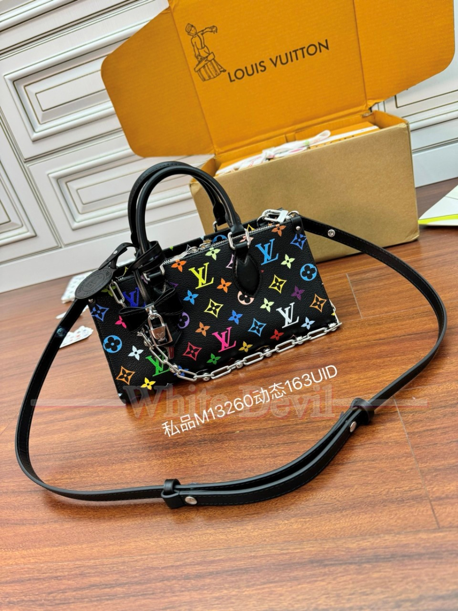 하얀악마 루이비통 가방 (5).jpg
