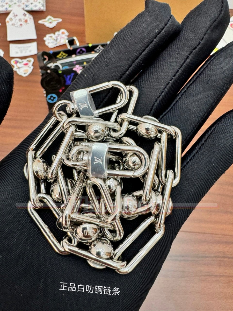 하얀악마 루이비통 가방 (8).jpg