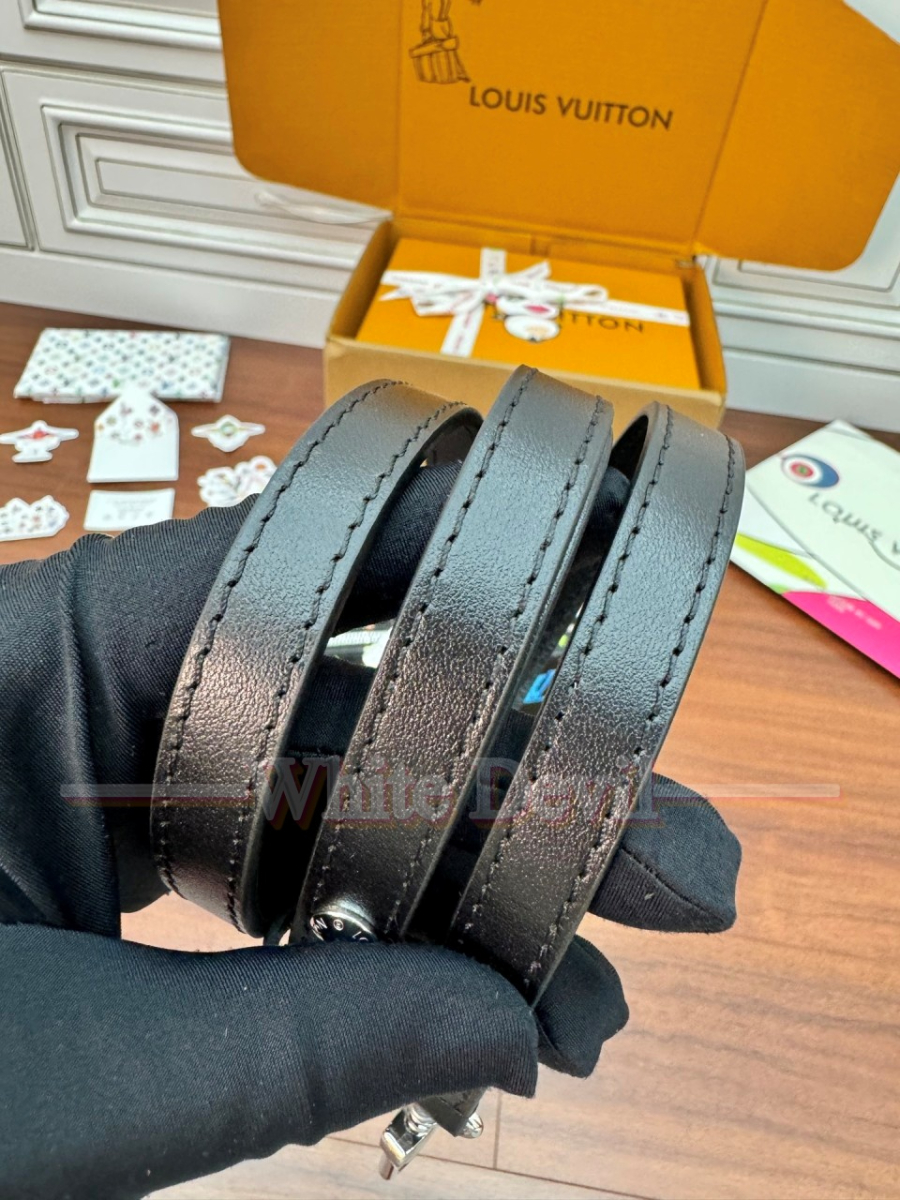 하얀악마 루이비통 가방 (23).jpg