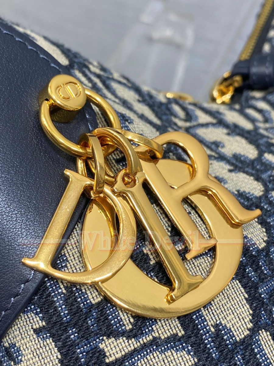 하얀악마 디올 가방 (2).jpg