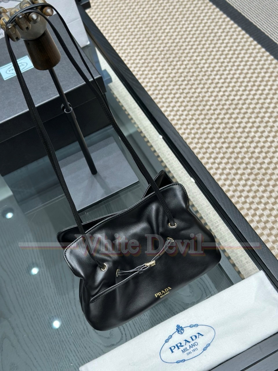 하얀악마 프라다 가방 (13).jpg