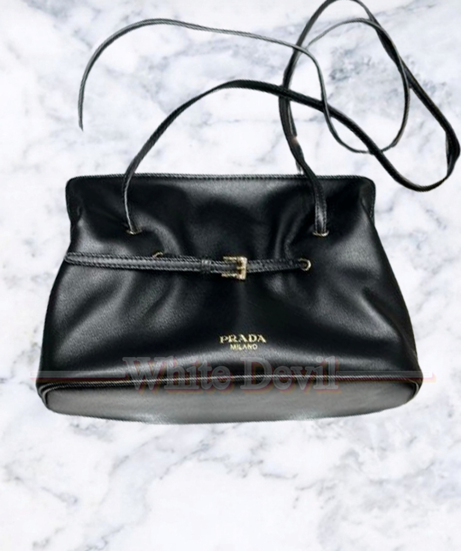 하얀악마 프라다 가방 (21).jpg