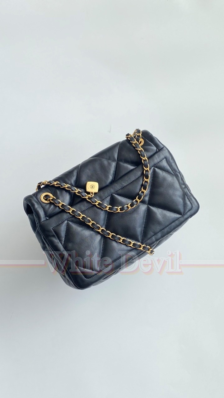 하얀악마 샤넬 가방 (8).jpg