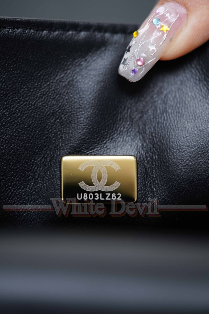 하얀악마 샤넬 가방 (28).jpg