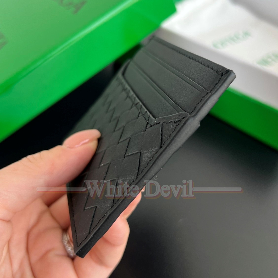 하얀악마 보테가 지갑 (2).jpg