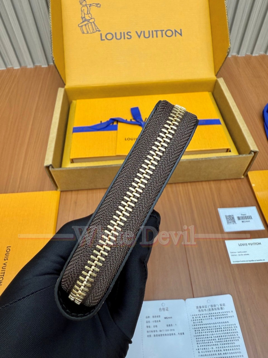 하얀악마 루이비통 지갑 (9).jpg