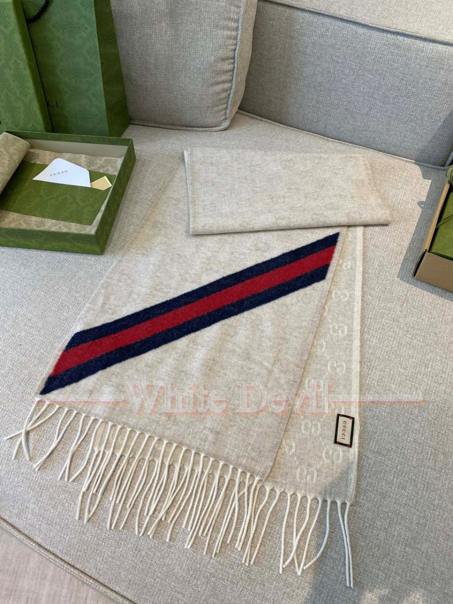 하얀악마 구찌 목도리 (5).jpg