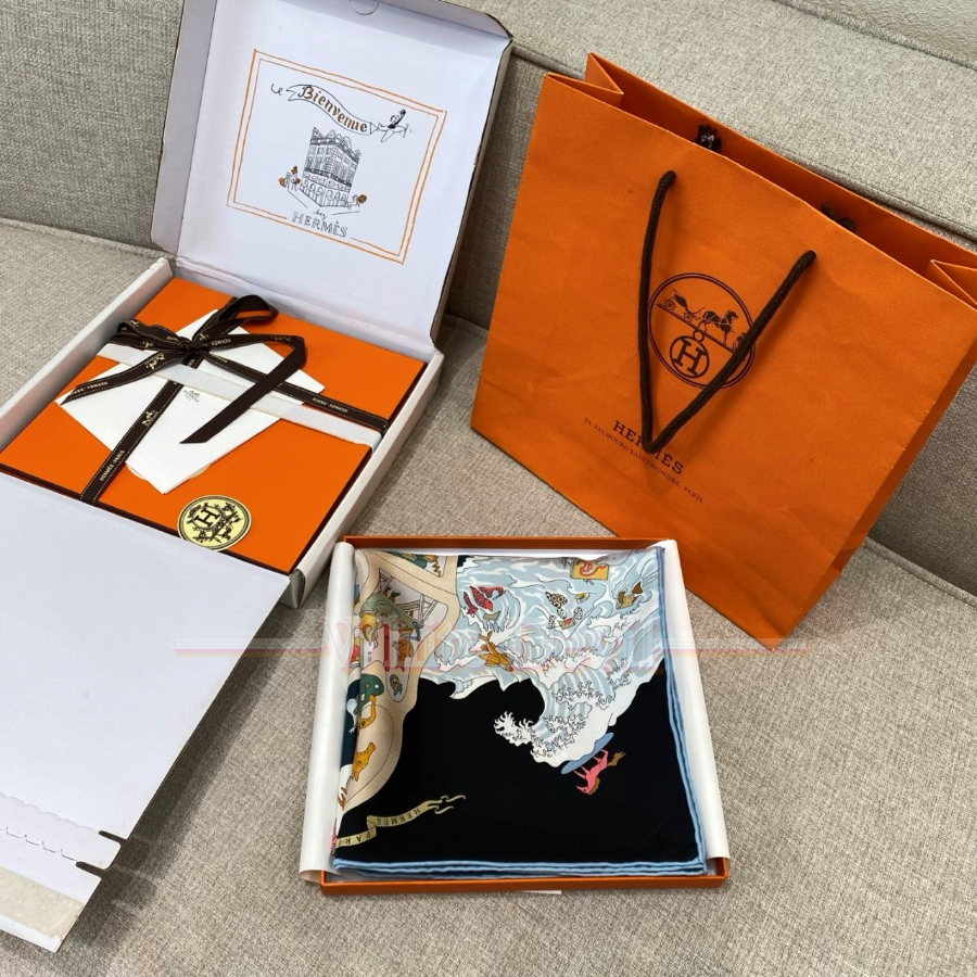 하얀악마 에르메스 스카프 (3).jpg