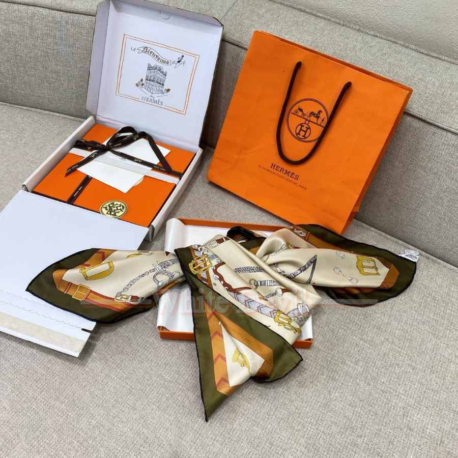 하얀악마 에르메스 스카프 (10).jpg