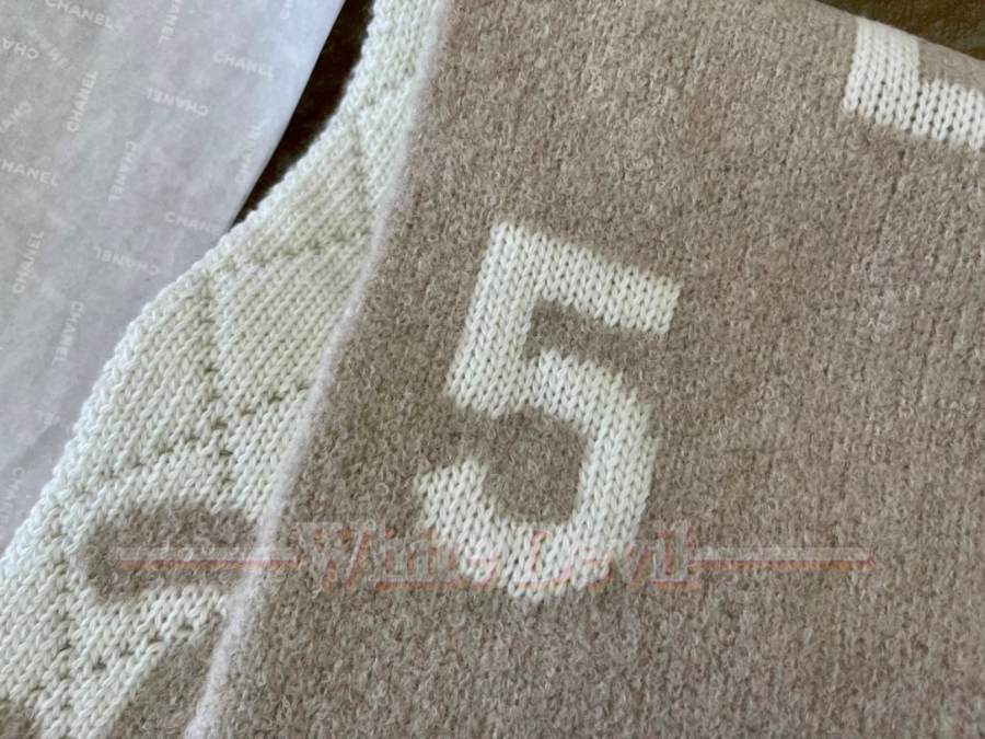 하얀악마 샤넬 목도리 (5).jpg