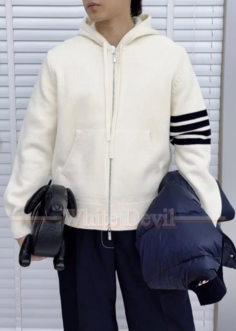 하얀악마 톰브라운 집업 (1).jpg