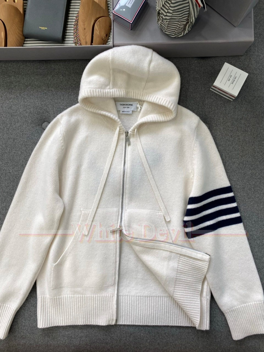 하얀악마 톰브라운 집업 (6).jpg