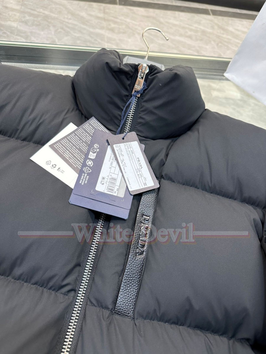 하얀악마 프라다 패딩 (11).jpg