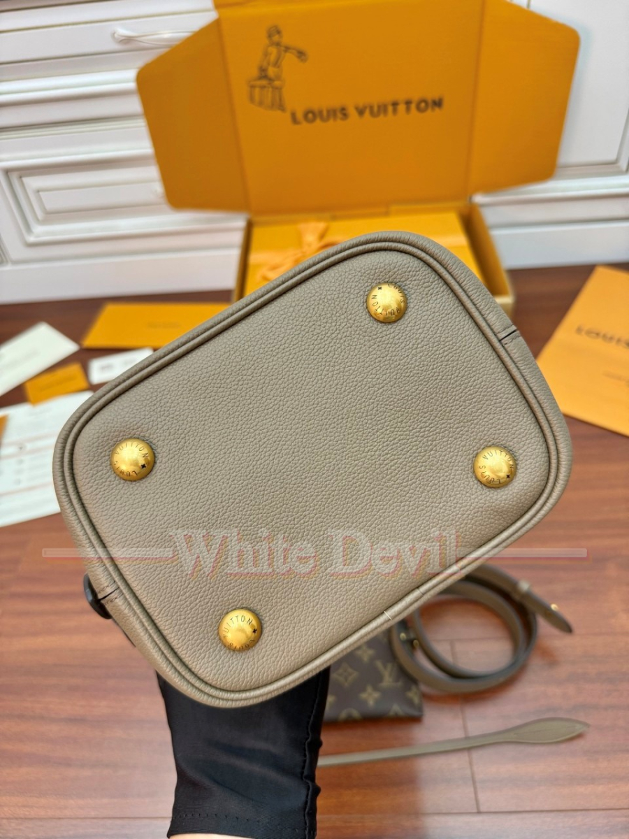 하얀악마 루이비통 가방 (6).jpg
