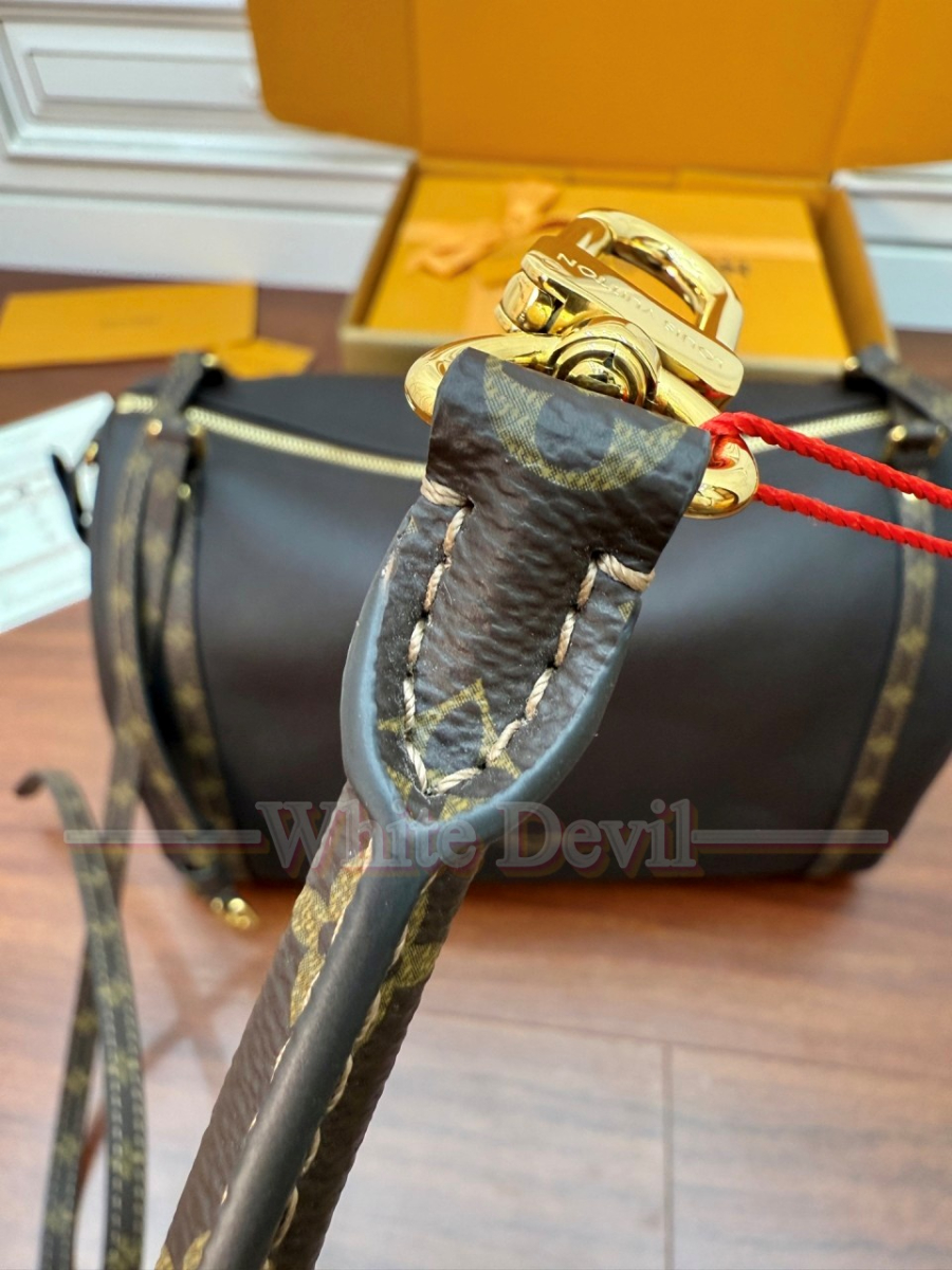 하얀악마 루이비통 가방 (13).jpg