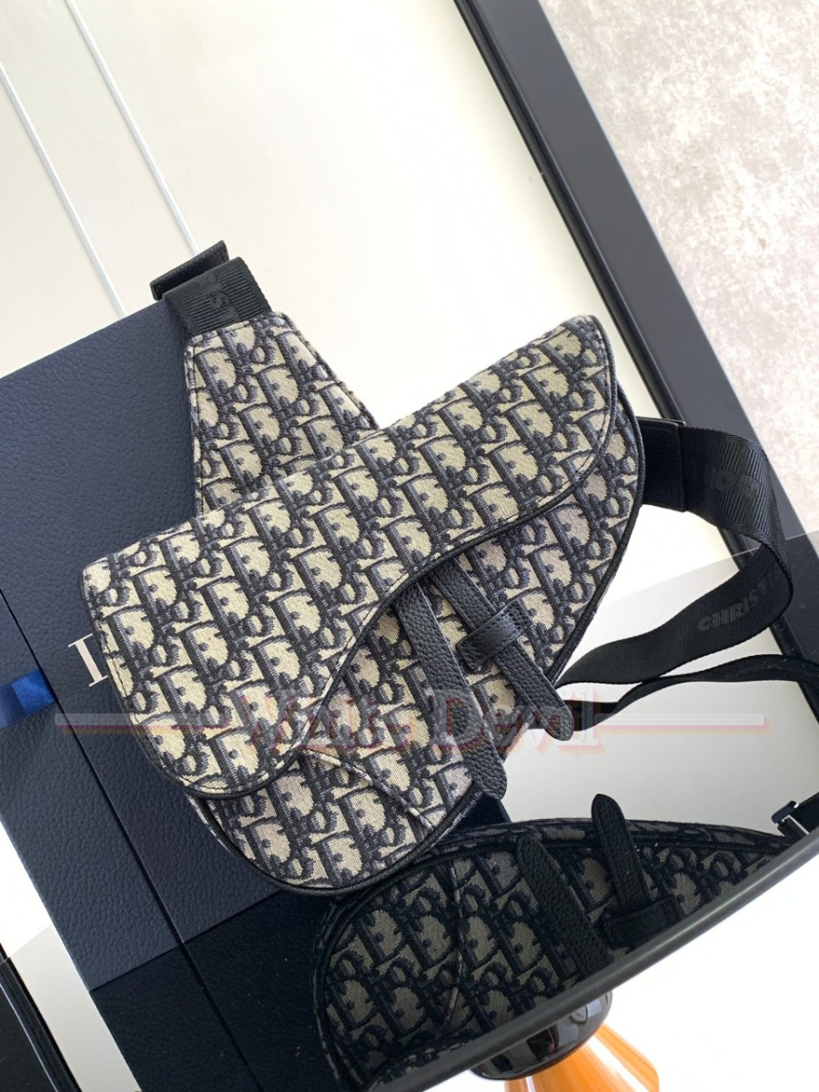 하얀악마 디올 가방 (1).jpg