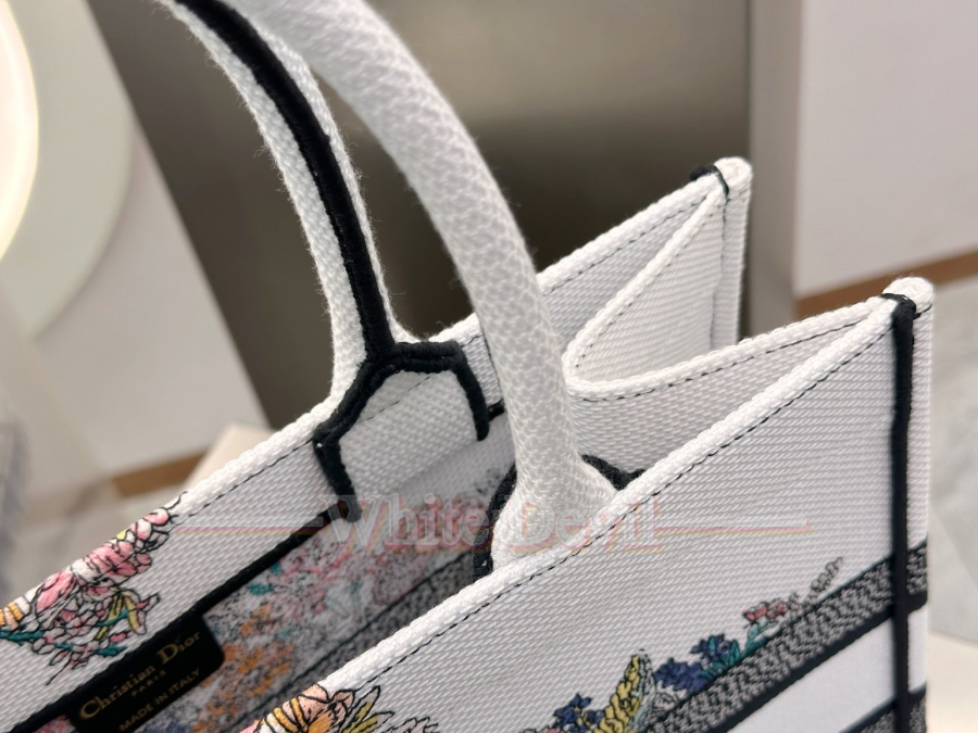 하얀악마 디올 가방 (16).jpg