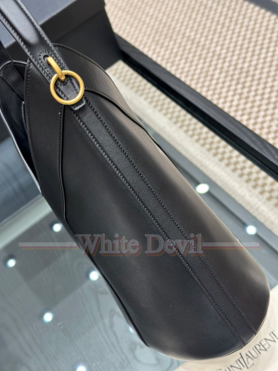 하얀악마 생로랑 가방 (9).jpg