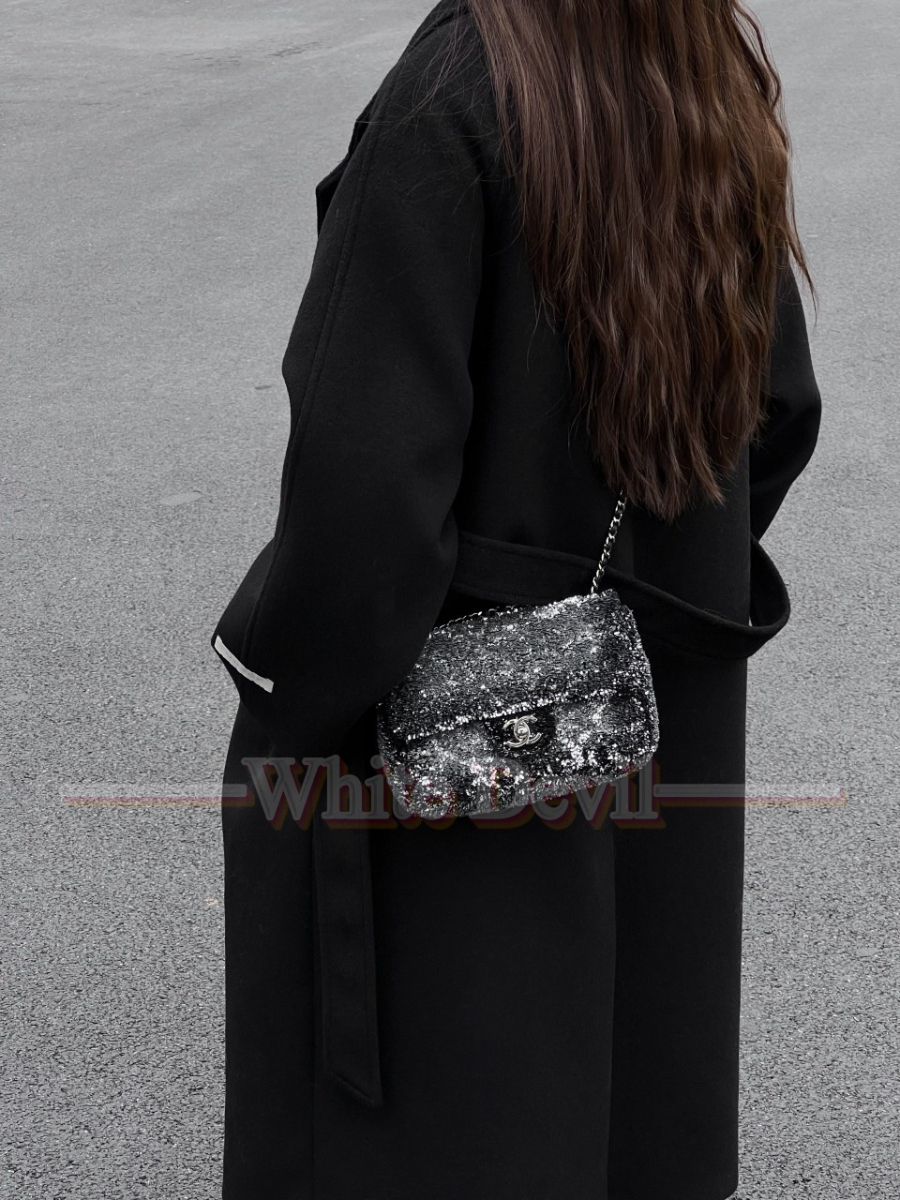 하얀악마 샤넬 가방 (2).jpg