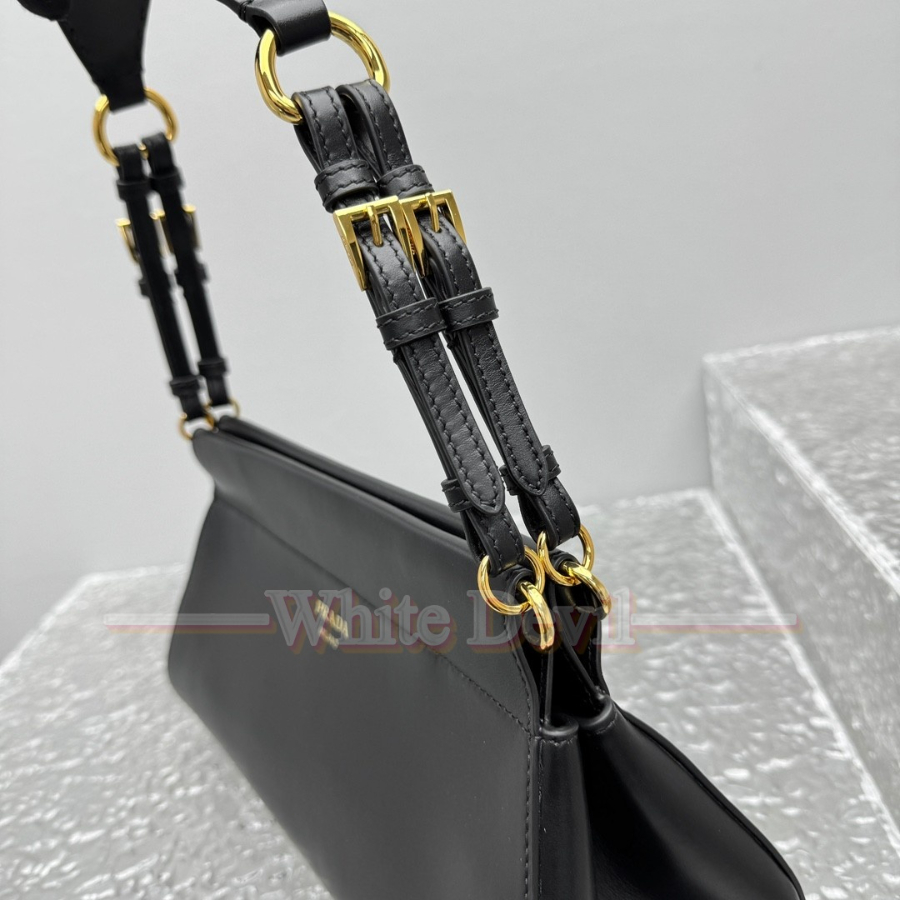 하얀악마 프라다 가방 (7).jpg