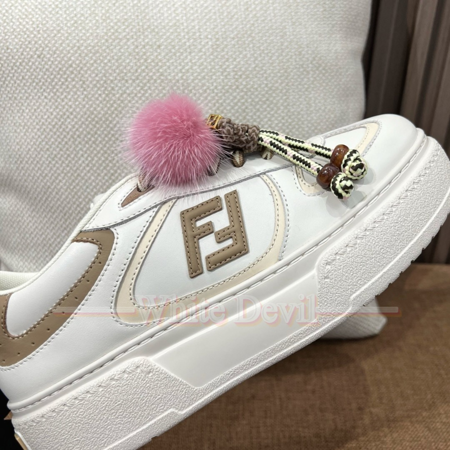 하얀악마 펜디 신발 (22).jpg