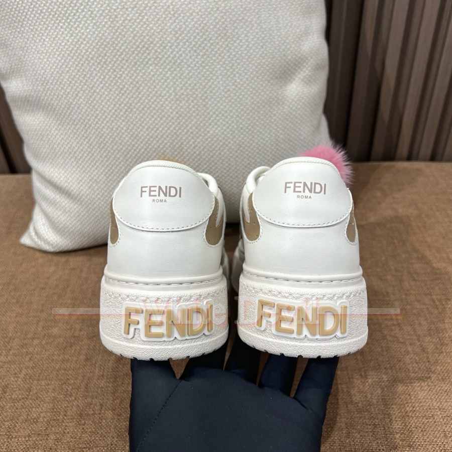 하얀악마 펜디 신발 (25).jpg