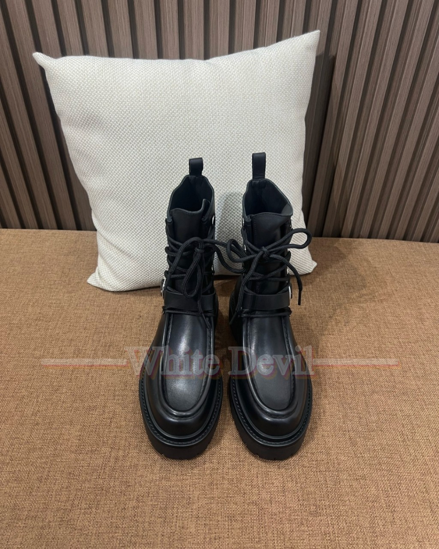 하얀악마 에르메스 신발 (2).jpg